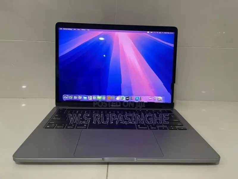 Apple Macbook Pro M1 2020