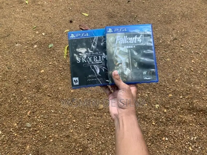 Sony PS4 Slim With Games