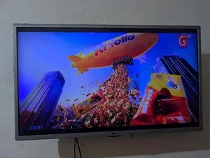 LG 27 inch LED Tv