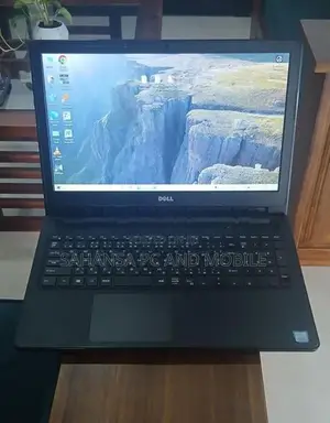 Dell i3 2.20Ghz 08th Gen 08GB/256GB Laptop