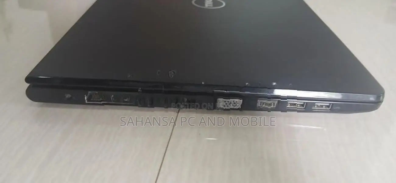 Dell i3 2.20Ghz 08th Gen 08GB/256GB Laptop
