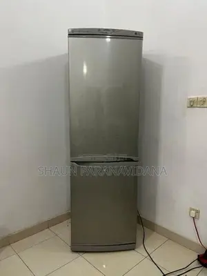 LG GR-389SNQF Refrigerator