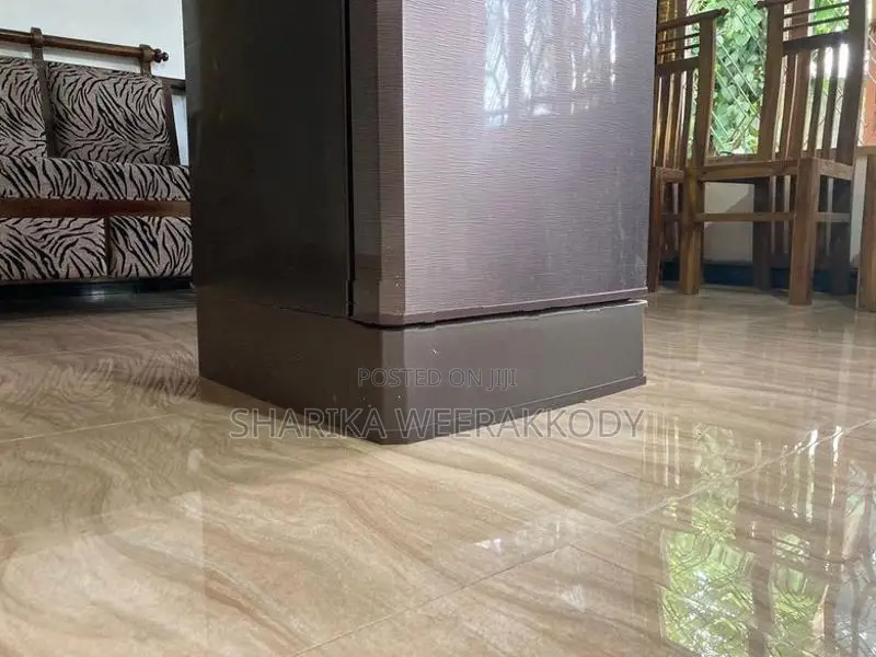 Innovex Refrigerator DDR195