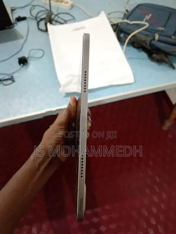 iPad Pro 11” M2 256GB Wi-Fi Full Set