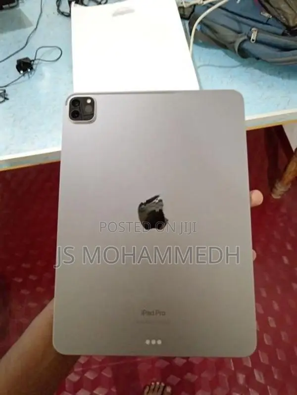 iPad Pro 11” M2 256GB Wi-Fi Full Set