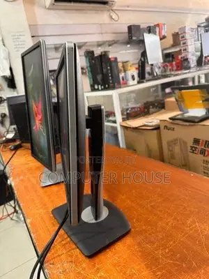 Dell 24’’ Wide IPS Monitor