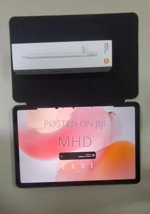 Xiaomi Redmi Pad 2 Pro 12.1" with Case and Pen