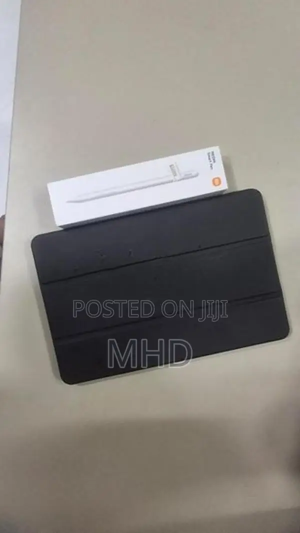 Xiaomi Redmi Pad 2 Pro 12.1" with Case and Pen