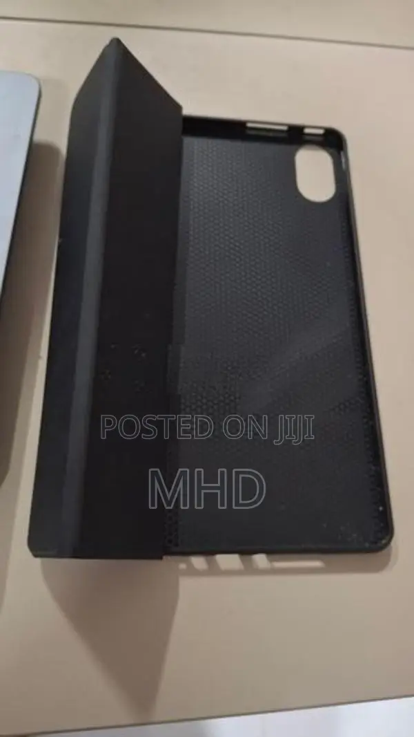 Xiaomi Redmi Pad 2 Pro 12.1" with Case and Pen