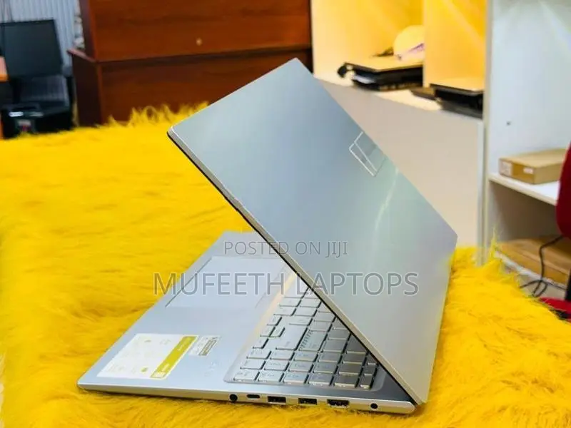 Asus Vivobook i7 13Gen H Processor 16/512GB 15.6”FHD