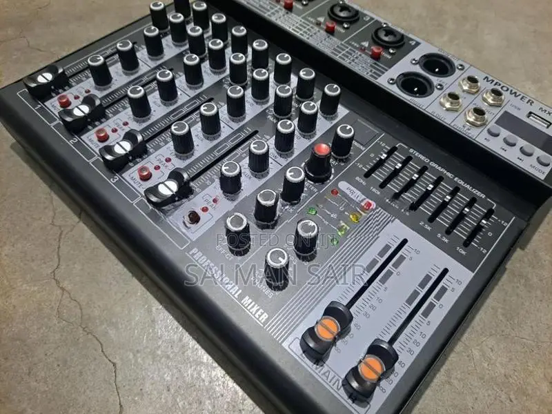 Audio Mixer - 4 Channel