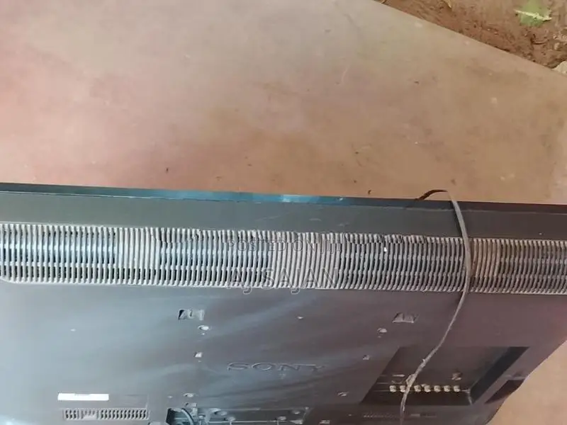 Sony 32" TV for Parts