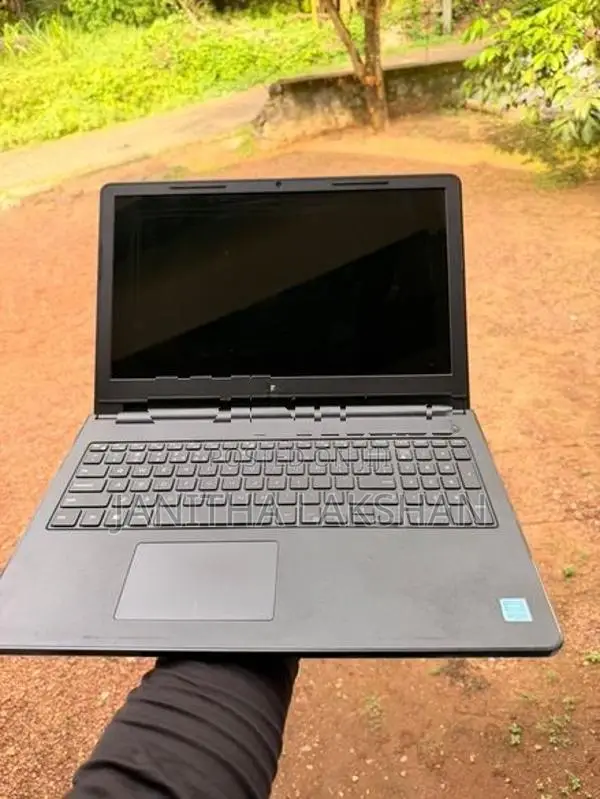 Dell Inspiron 15 3552 Laptop