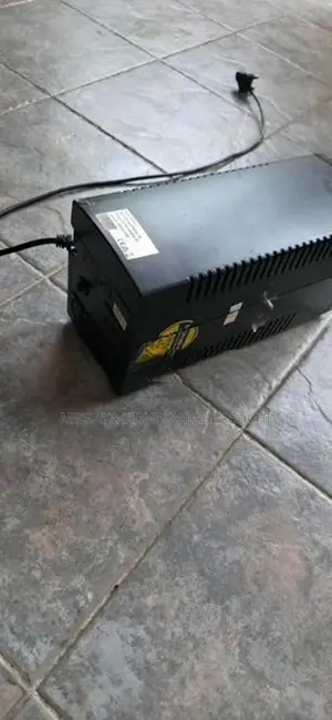 UPS 1.2KVA