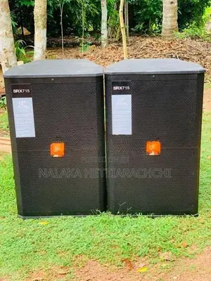 JBL srk715