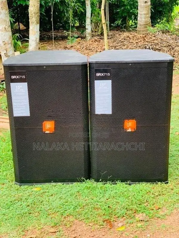 JBL srk715