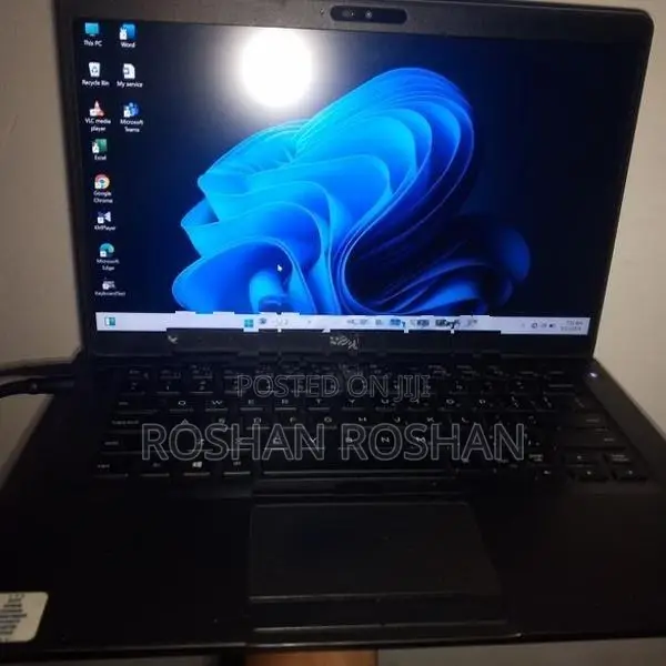 Dell Latitude 5400 Laptop