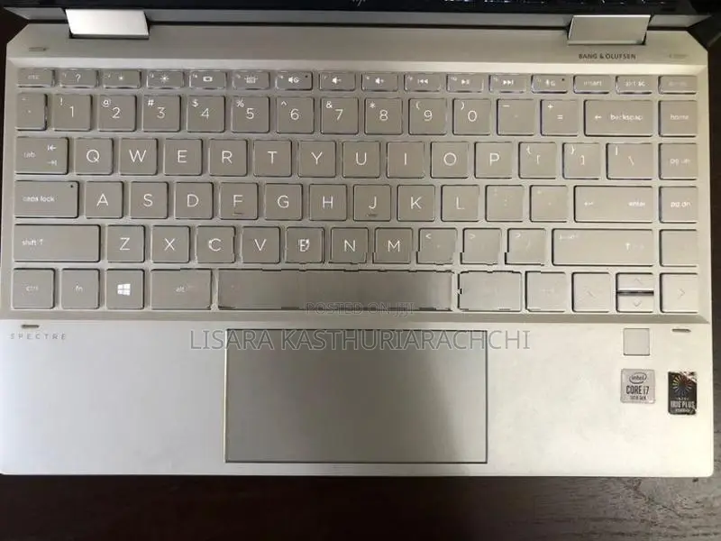 HP Spectre x360 13 2-in-1 (Intel Core i7 /16GB RAM/512GB)