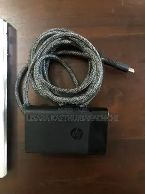 HP Spectre x360 13 2-in-1 (Intel Core i7 /16GB RAM/512GB)
