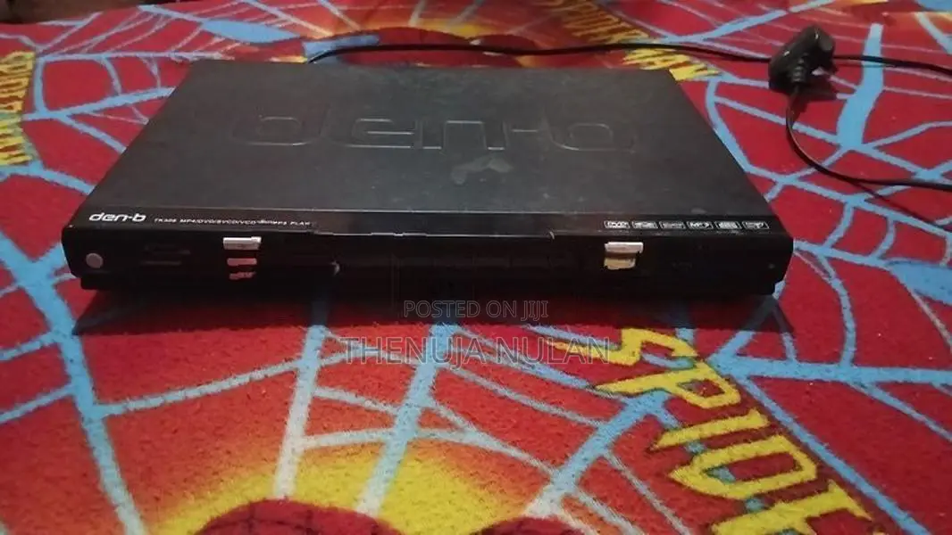 Den-B DVD Player