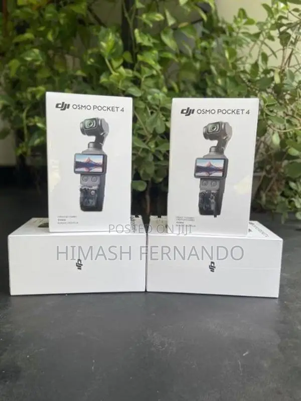 DJI Osmo Pocket 4 Creator Combo