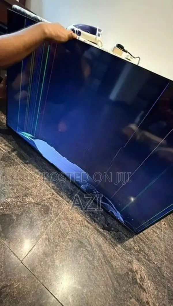 TCL P8K TV for Parts