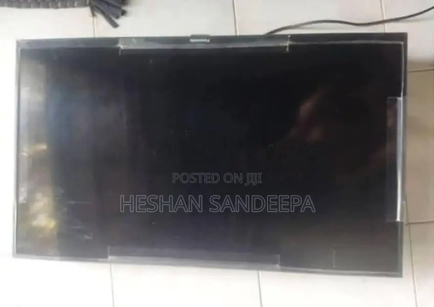 Panasonic 32 Inch TV for Parts