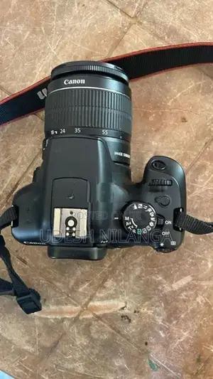 Canon EOS 1300D