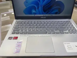 Asus AMD RYZEn 3-3250u