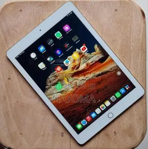 Apple ipad 5th Gen(wifi)