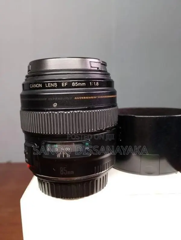 Canon 85mm 1: 1.8 Lens