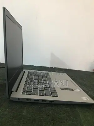 Lenovo Ideapad 3 i5 10th Gen 512 SSD