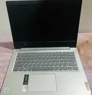 Lenovo Ideapad 3 i5 10th Gen 512 SSD