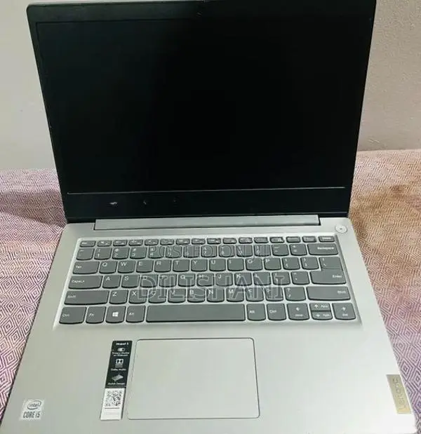 Lenovo Ideapad 3 i5 10th Gen 512 SSD