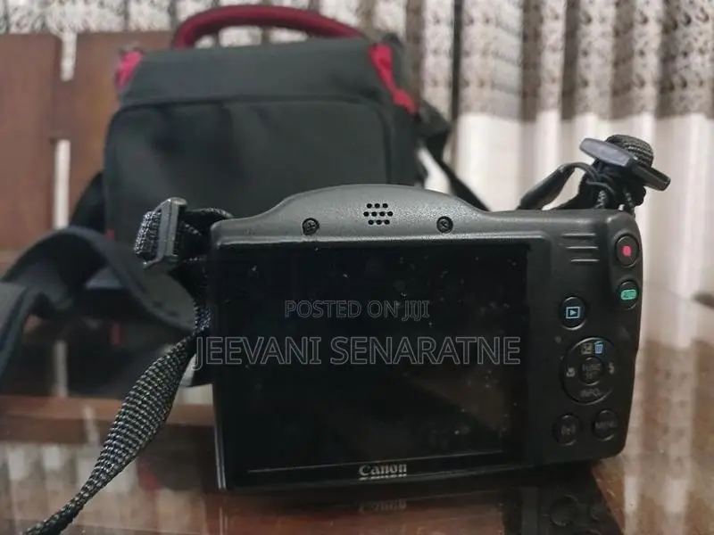 Canon PowerShot SX430 IS Digital Camera + Bag