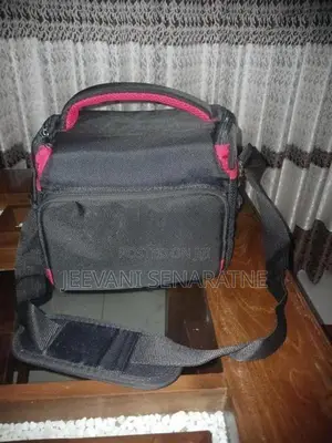 Canon PowerShot SX430 IS Digital Camera + Bag