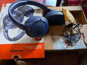 JBL Tune 780nc