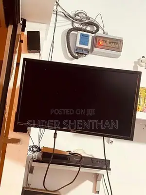 Asus 32" inch Monitor