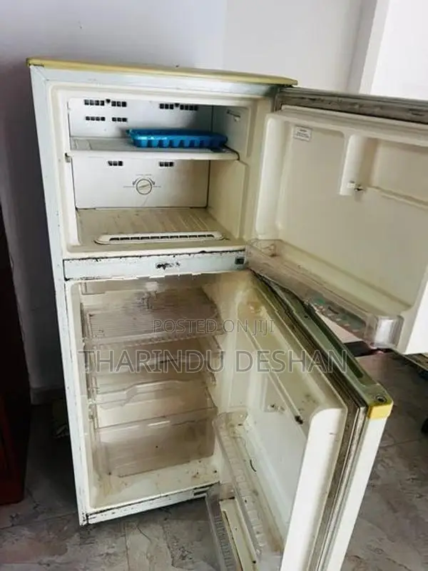 Sisil Fridge