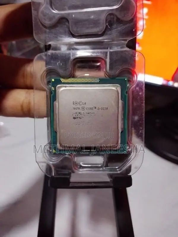 Intel Core i3-3220 3.30GHz Processor