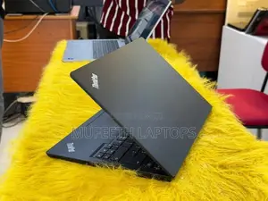 Lenovo slim i5 8Gen 8/256GB 14.1”FHD Display