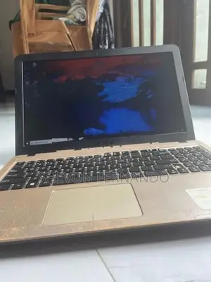 ASUS Vivo Book