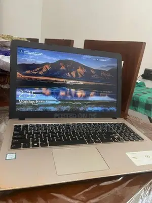 ASUS Vivo Book