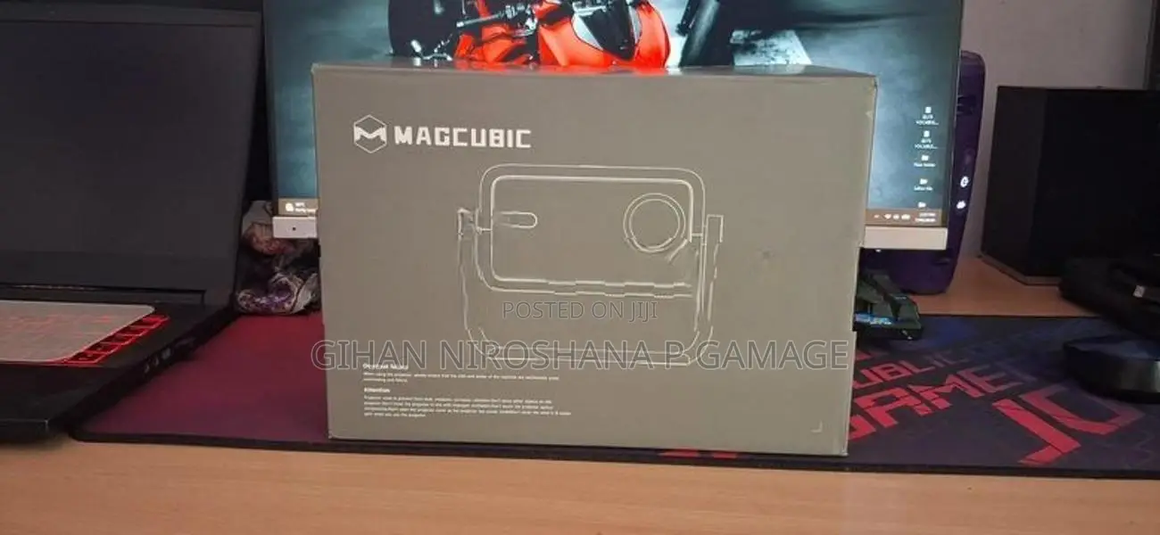 Magcubic L018 Projector
