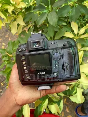 Nikon D70s Digital Camera