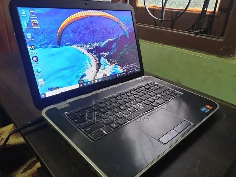 Dell Inspiron 5520 Selling i5 Laptop