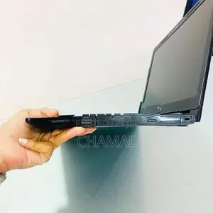 Dell Core i5 -8th Gen +Radeon SVGA Graphics+8GB|256GB Lap