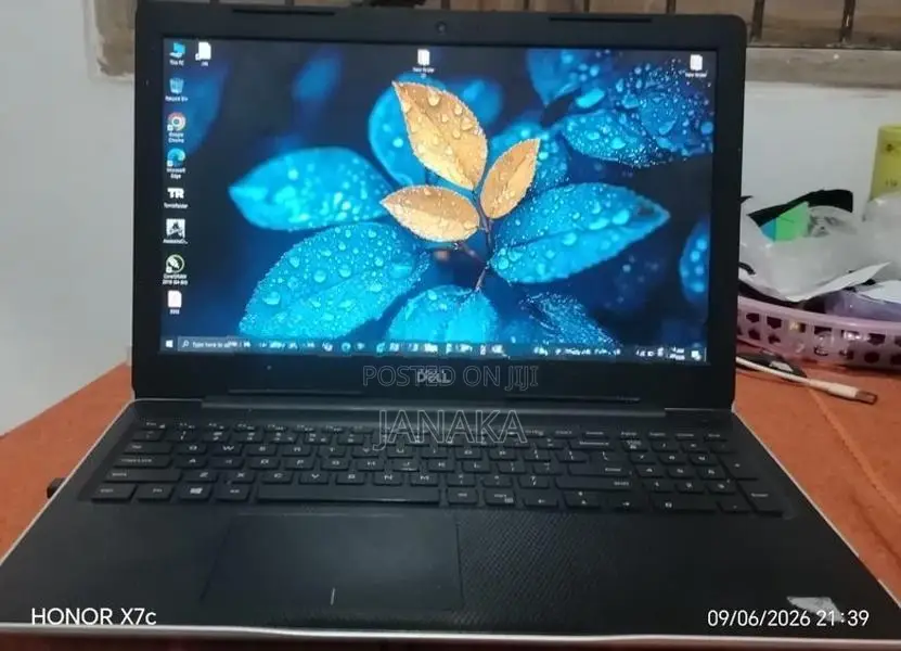 Dell Inspiron 3593