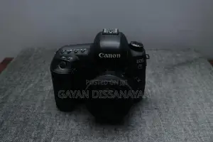 Canon EOS 5D Mark IV Camera