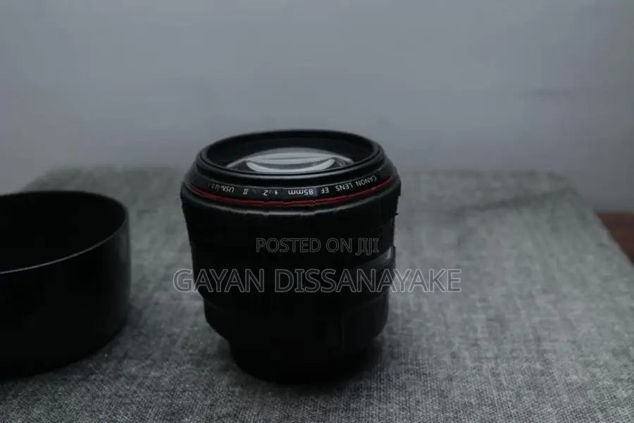 Canon EF 85mm F/1.2